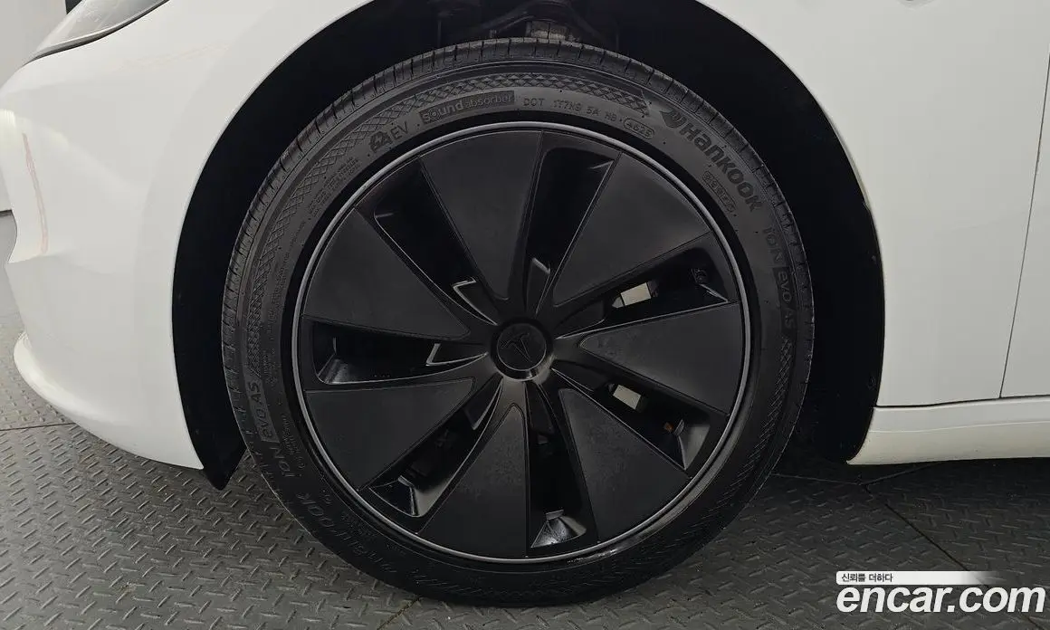 Tesla Model 3 2024 0.2 автомат (гидро), фото 5 Tesla Model 3 2024 0.2 автомат (гидро), фото 5