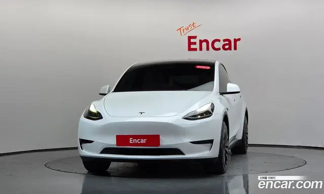 Tesla Model Y 2024 0.2 автомат (гидро), миниатюра 2 Tesla Model Y 2024 0.2 автомат (гидро), миниатюра 2