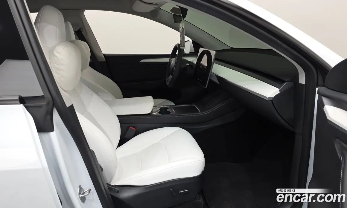 Tesla Model Y 2024 0.2 автомат (гидро), фото 15 Tesla Model Y 2024 0.2 автомат (гидро), фото 15