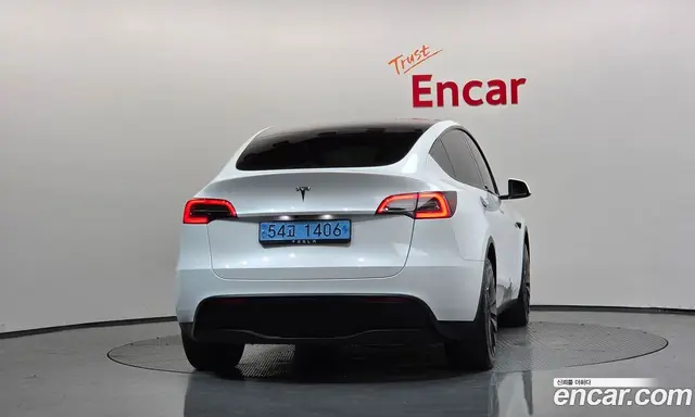 Tesla Model Y 2024 0.2 автомат (гидро), миниатюра 3 Tesla Model Y 2024 0.2 автомат (гидро), миниатюра 3