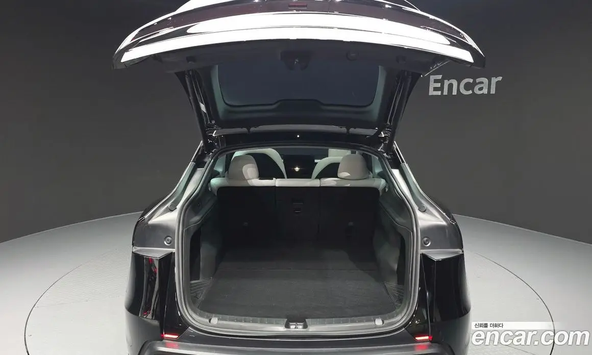 Tesla Model Y 2025 0.2 автомат (гидро), фото 20