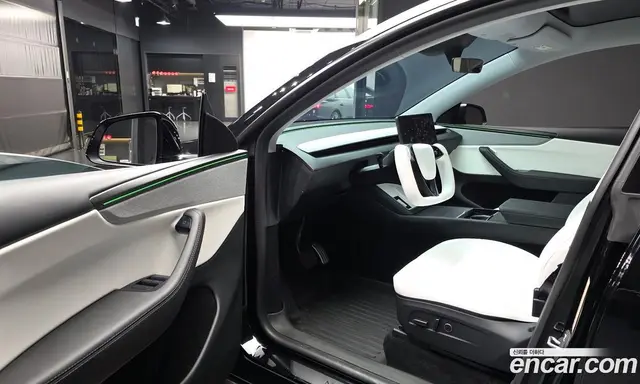Tesla Model Y 2025 0.2 автомат (гидро), миниатюра 10