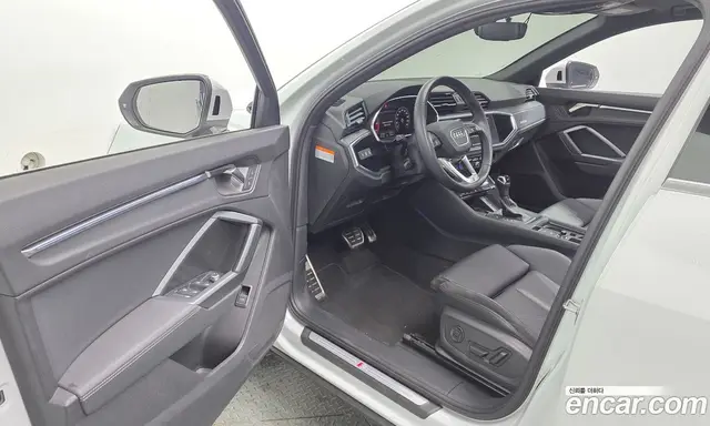 Audi Q3 2022 2.0 автомат (гидро), миниатюра 10 Audi Q3 2022 2.0 автомат (гидро), миниатюра 10