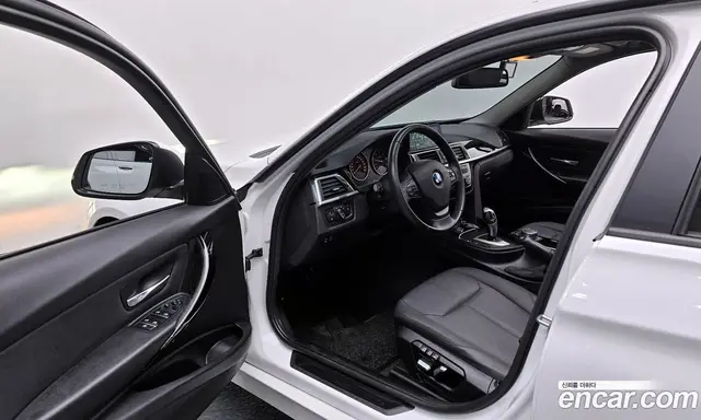 BMW 3 серия 2018 2.0 автомат (гидро), миниатюра 12