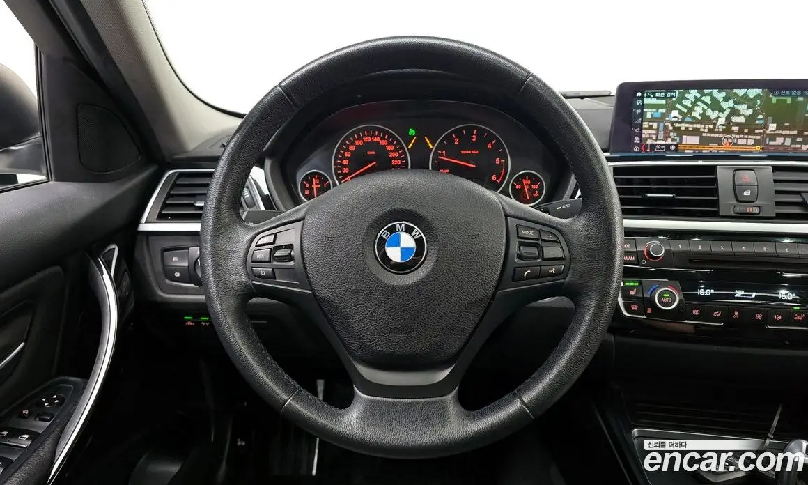BMW 3 серия 2018 2.0 автомат (гидро), фото 18