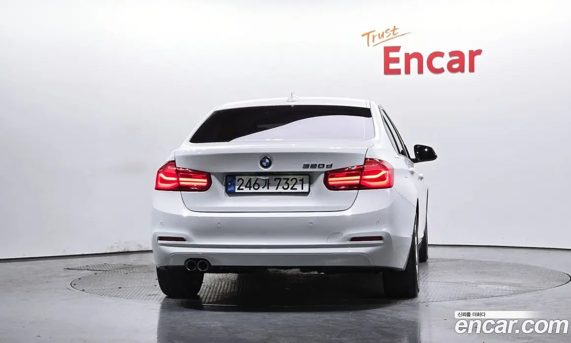 BMW 3 серия 2018 2.0 автомат (гидро), фото 3