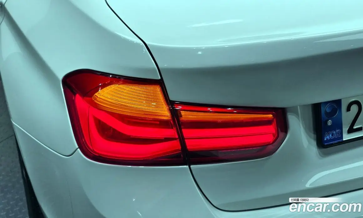 BMW 3 серия 2018 2.0 автомат (гидро), фото 8
