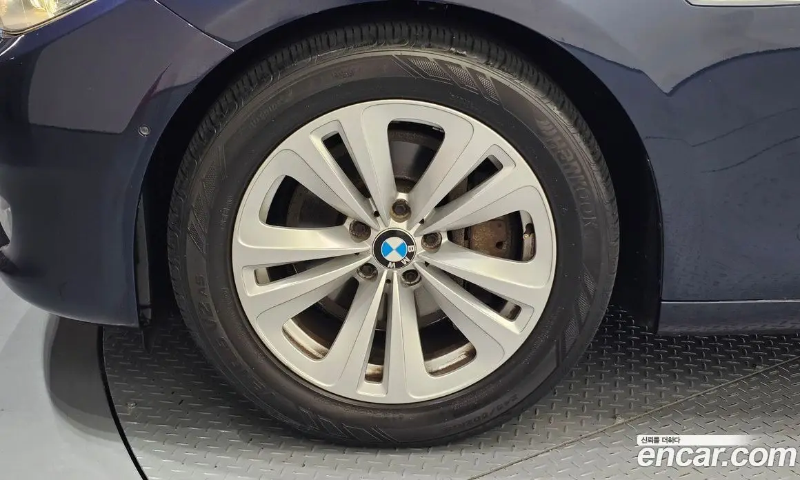BMW 5 серия 2011 3.0 автомат (гидро), фото 5