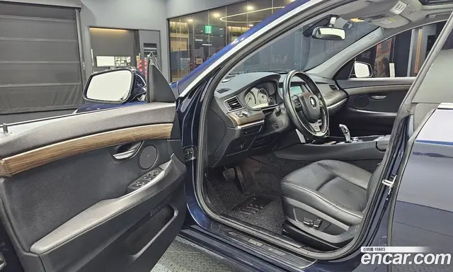 BMW 5 серия 2011 3.0 автомат (гидро), миниатюра 10