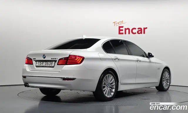 BMW 5 серия 2016 2.0 автомат (гидро), миниатюра 2