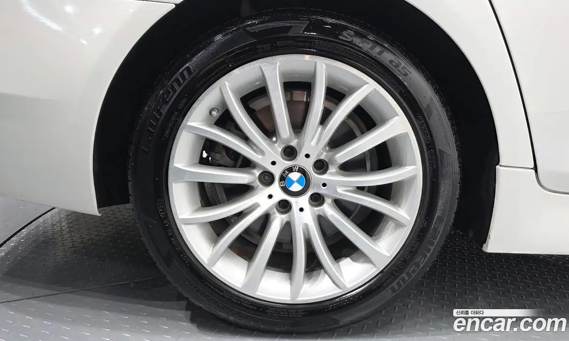 BMW 5 серия 2016 2.0 автомат (гидро), фото 5