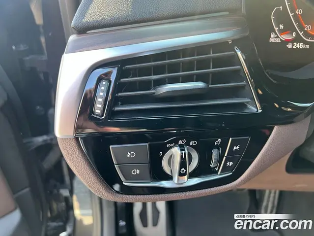 BMW 5 серия 2020 2.0 автомат (гидро), миниатюра 12
