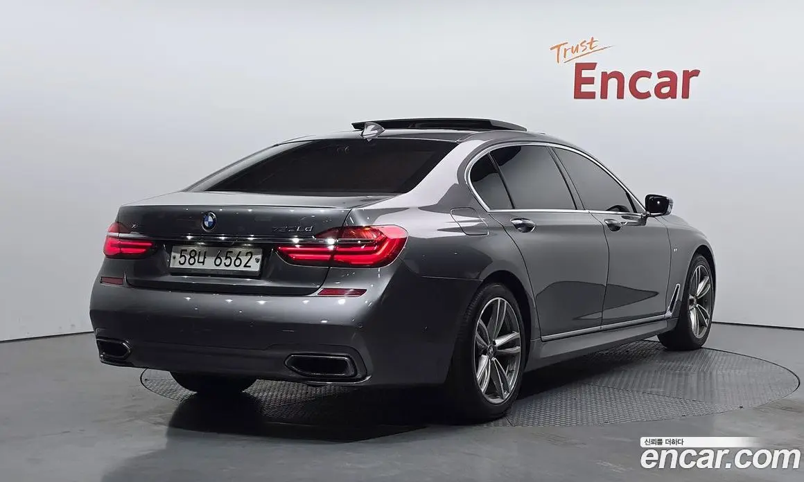 BMW 7 серия 2017 3.0 автомат (гидро), фото 2