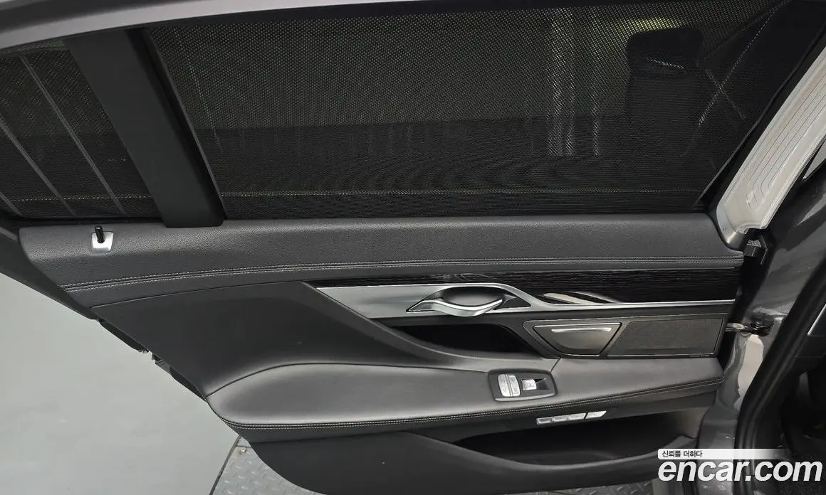 BMW 7 серия 2017 3.0 автомат (гидро), фото 15