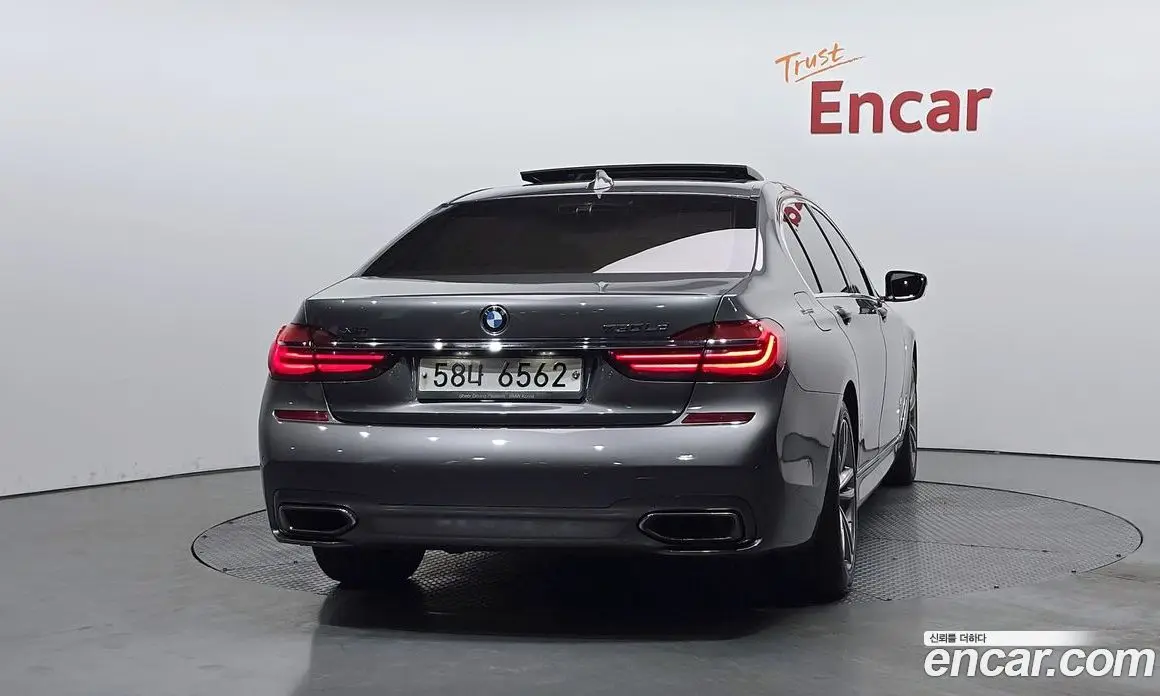 BMW 7 серия 2017 3.0 автомат (гидро), фото 4