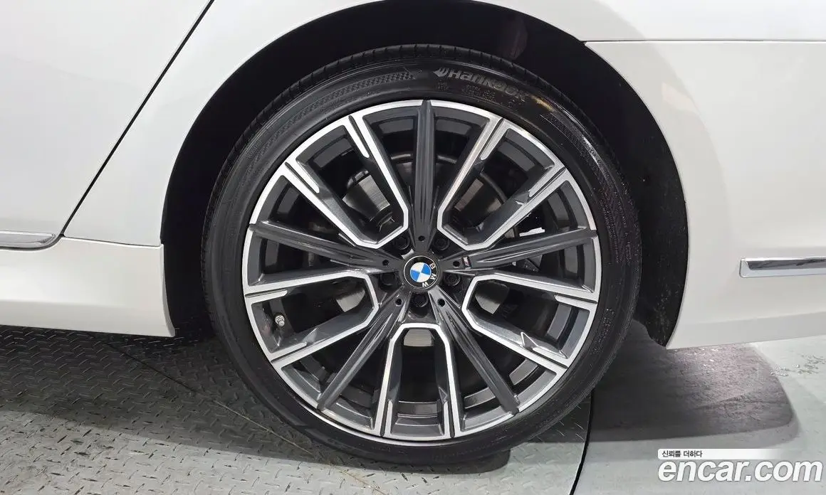 BMW 7 серия 2021 3.0 автомат (гидро), фото 7