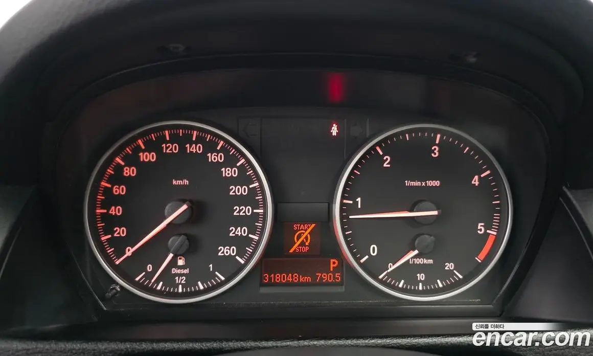 BMW X1 2015 2.0 автомат (гидро), фото 8