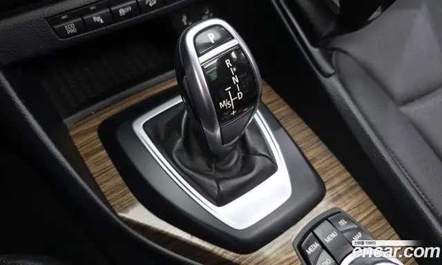 BMW X1 2015 2.0 автомат (гидро), миниатюра 9
