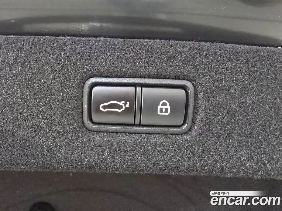 Genesis EQ900 2016 5.0 автомат (гидро), фото 17 Genesis EQ900 2016 5.0 автомат (гидро), фото 17