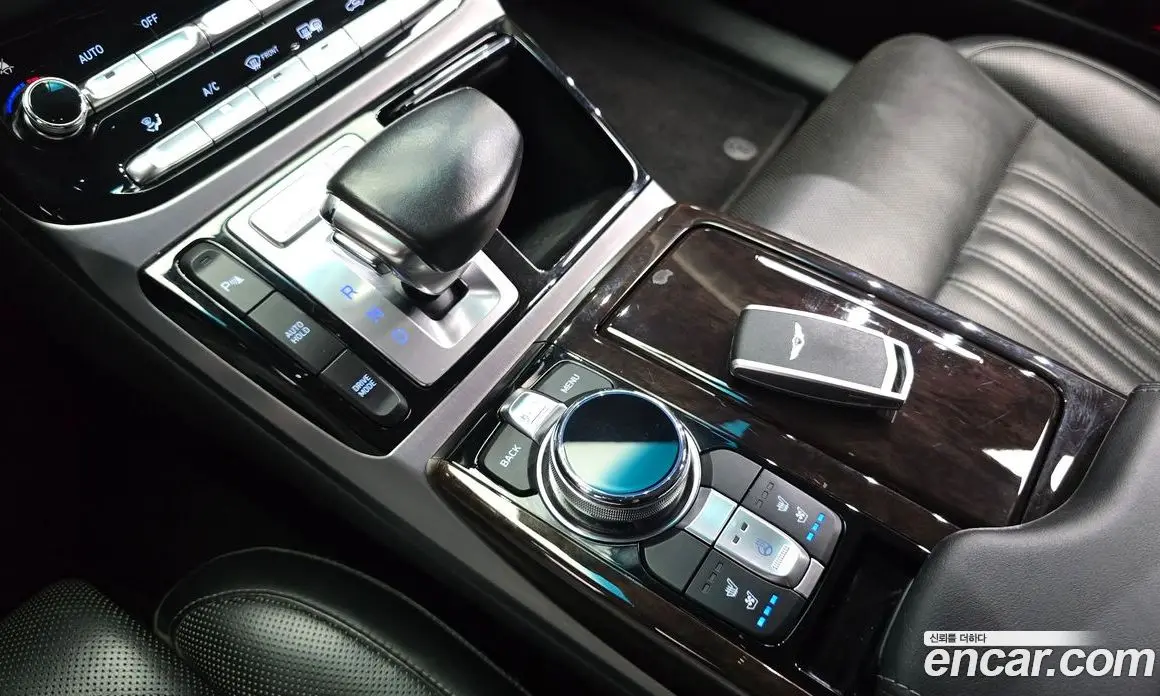 Genesis EQ900 2016 3.8 автомат (гидро), фото 12