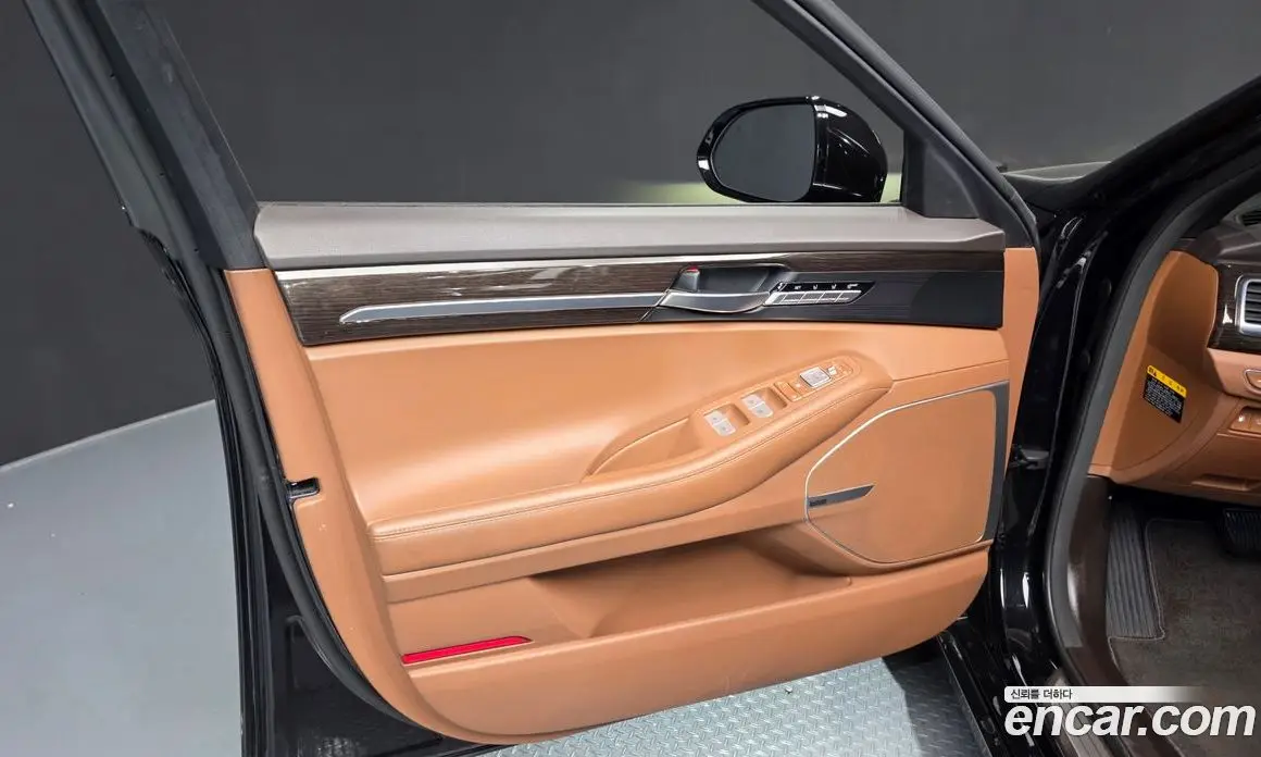 Genesis G90 2019 3.8 автомат (гидро), фото 13 Genesis G90 2019 3.8 автомат (гидро), фото 13