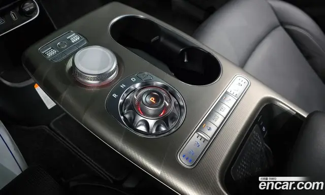 Genesis GV60 2022 0.1 автомат (гидро), миниатюра 9 Genesis GV60 2022 0.1 автомат (гидро), миниатюра 9