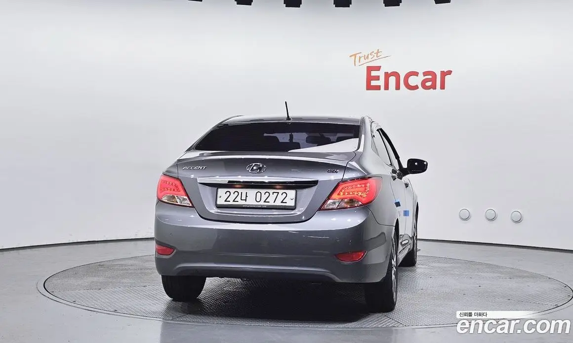 Hyundai Accent 2016 1.6 автомат (гидро), фото 4