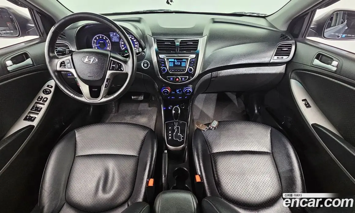 Hyundai Accent 2016 1.6 автомат (гидро), фото 10