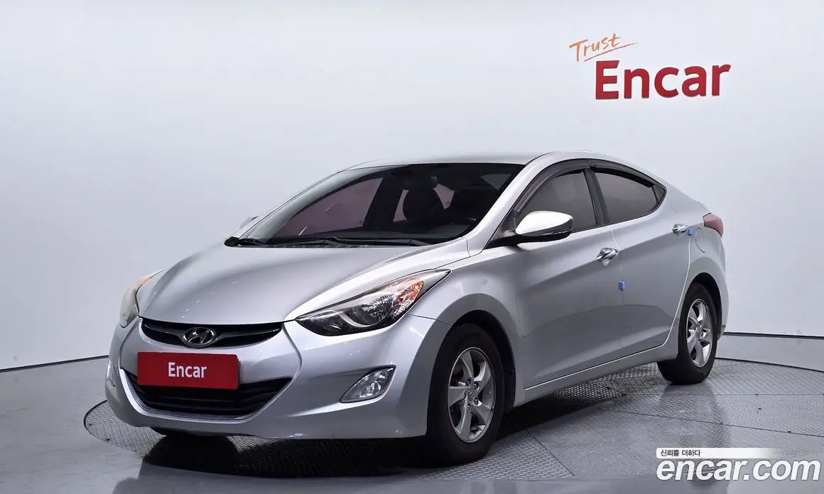 Hyundai Avante 2012 1.6 автомат (гидро), фото 1