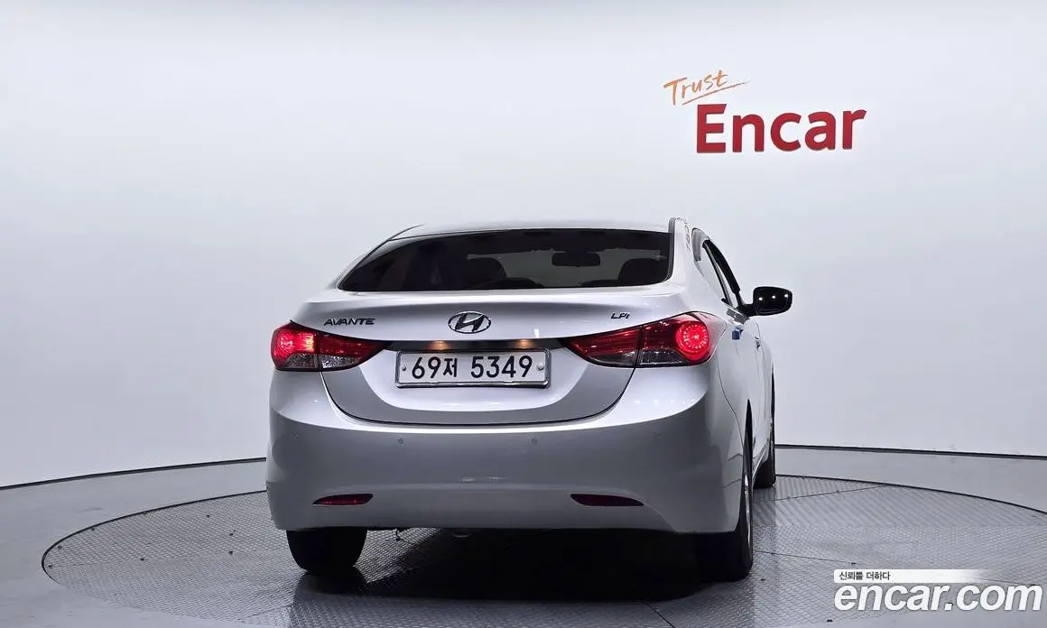 Hyundai Avante 2012 1.6 автомат (гидро), фото 4