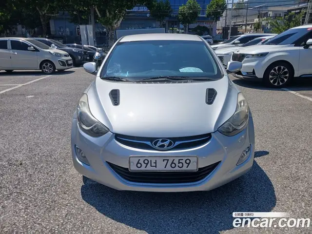 Hyundai Avante, 2012, 187 571 км