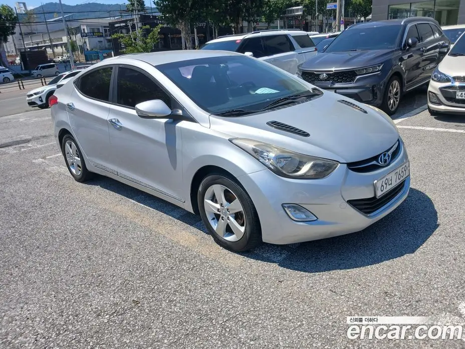 Hyundai Avante 2012 1.6 автомат (гидро), фото 2 Hyundai Avante 2012 1.6 автомат (гидро), фото 2