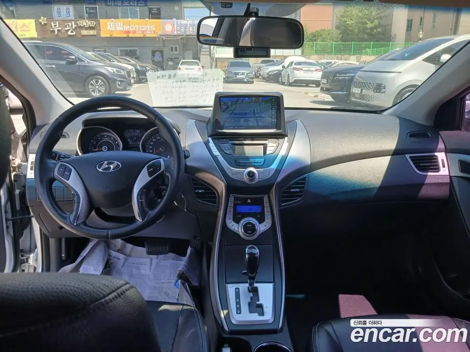 Hyundai Avante 2012 1.6 автомат (гидро), фото 11 Hyundai Avante 2012 1.6 автомат (гидро), фото 11