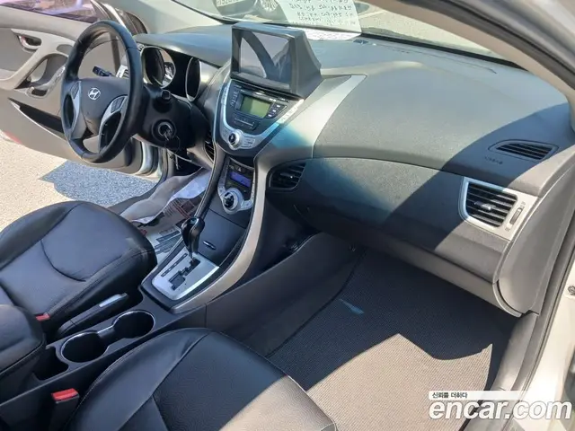 Hyundai Avante 2012 1.6 автомат (гидро), миниатюра 12