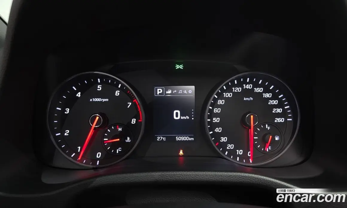 Hyundai Avante 2017 1.6 автомат (гидро), фото 10