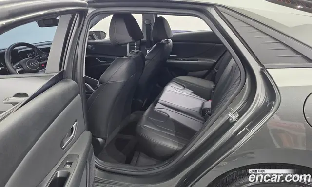 Hyundai Avante 2021 1.6 автомат (гидро), миниатюра 11