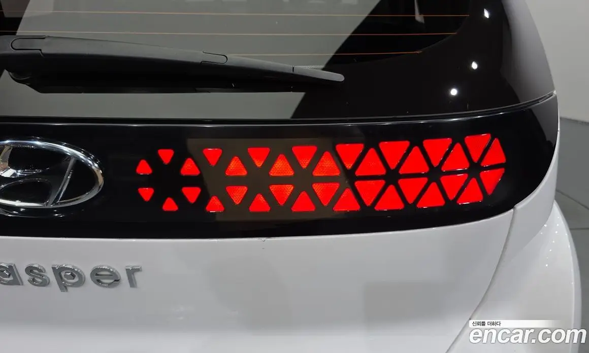 Hyundai Casper 2022 1.0 автомат (гидро), фото 9