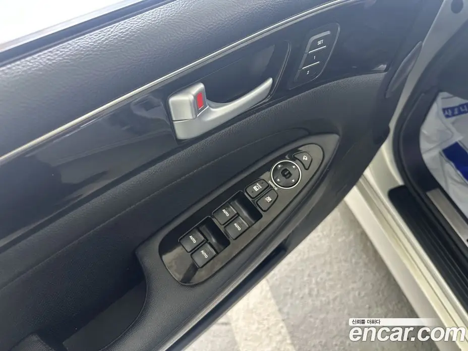 Hyundai Genesis 2013 3.3 автомат (гидро), фото 13 Hyundai Genesis 2013 3.3 автомат (гидро), фото 13