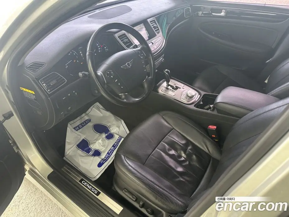 Hyundai Genesis 2013 3.3 автомат (гидро), фото 6 Hyundai Genesis 2013 3.3 автомат (гидро), фото 6