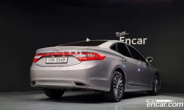 Hyundai Grandeur 2013 3.0 автомат (гидро), миниатюра 2 Hyundai Grandeur 2013 3.0 автомат (гидро), миниатюра 2