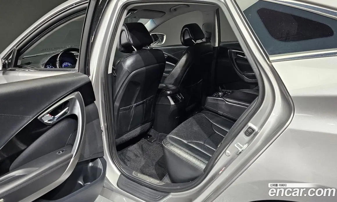 Hyundai Grandeur 2013 3.0 автомат (гидро), фото 17 Hyundai Grandeur 2013 3.0 автомат (гидро), фото 17