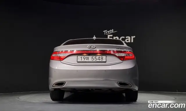 Hyundai Grandeur 2013 3.0 автомат (гидро), миниатюра 4 Hyundai Grandeur 2013 3.0 автомат (гидро), миниатюра 4