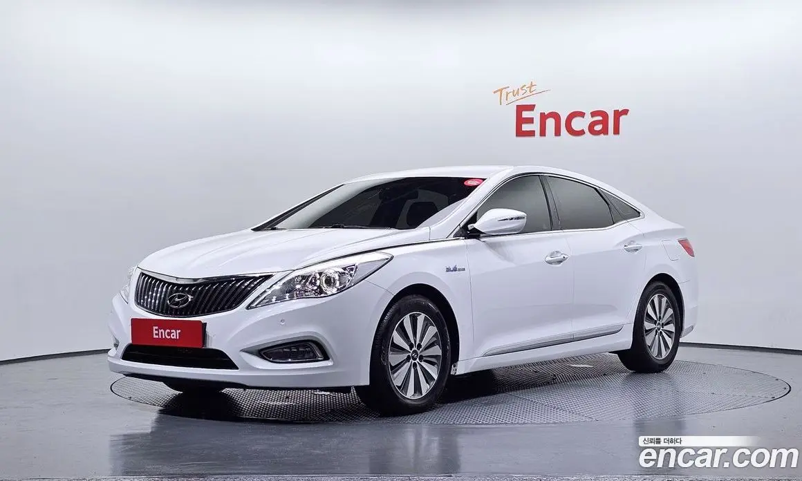 Hyundai Grandeur 2014 2.4 автомат (гидро), фото 1 Hyundai Grandeur 2014 2.4 автомат (гидро), фото 1