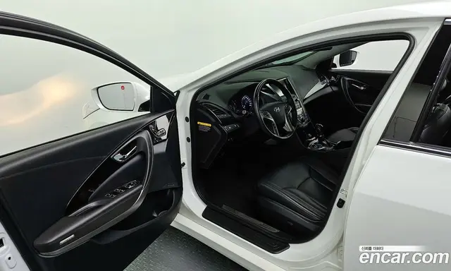 Hyundai Grandeur 2014 2.4 автомат (гидро), миниатюра 11 Hyundai Grandeur 2014 2.4 автомат (гидро), миниатюра 11
