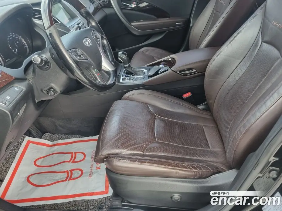 Hyundai Grandeur 2014 3.0 автомат (гидро), фото 15