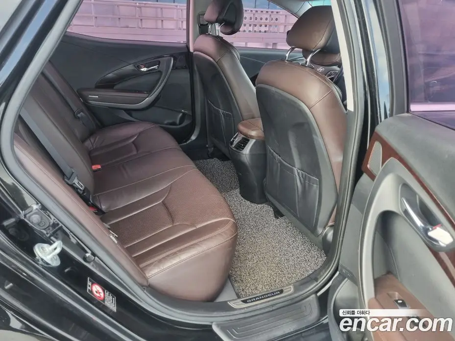 Hyundai Grandeur 2014 3.0 автомат (гидро), фото 17