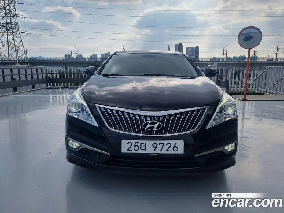 Hyundai Grandeur 2014 3.0 автомат (гидро), фото 5