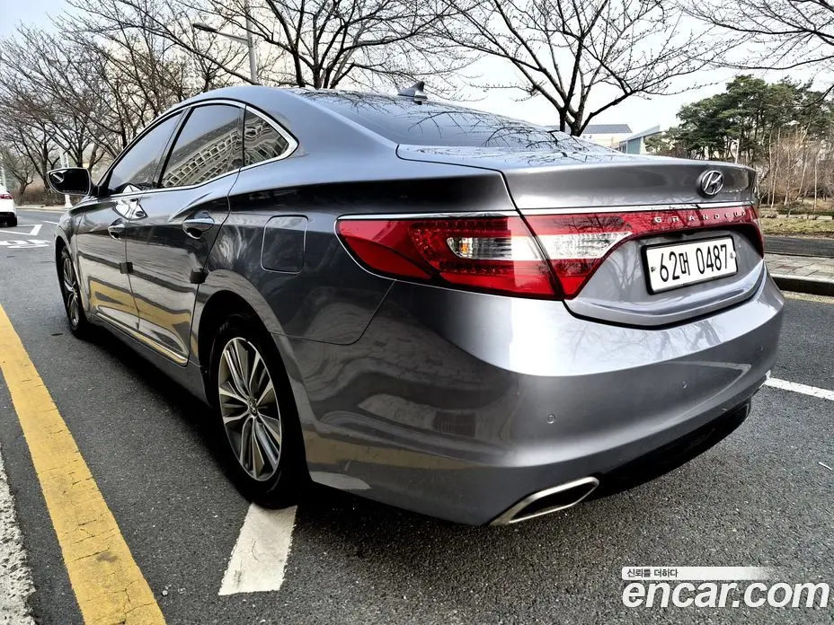 Hyundai Grandeur 2016 2.4 автомат (гидро), фото 6 Hyundai Grandeur 2016 2.4 автомат (гидро), фото 6