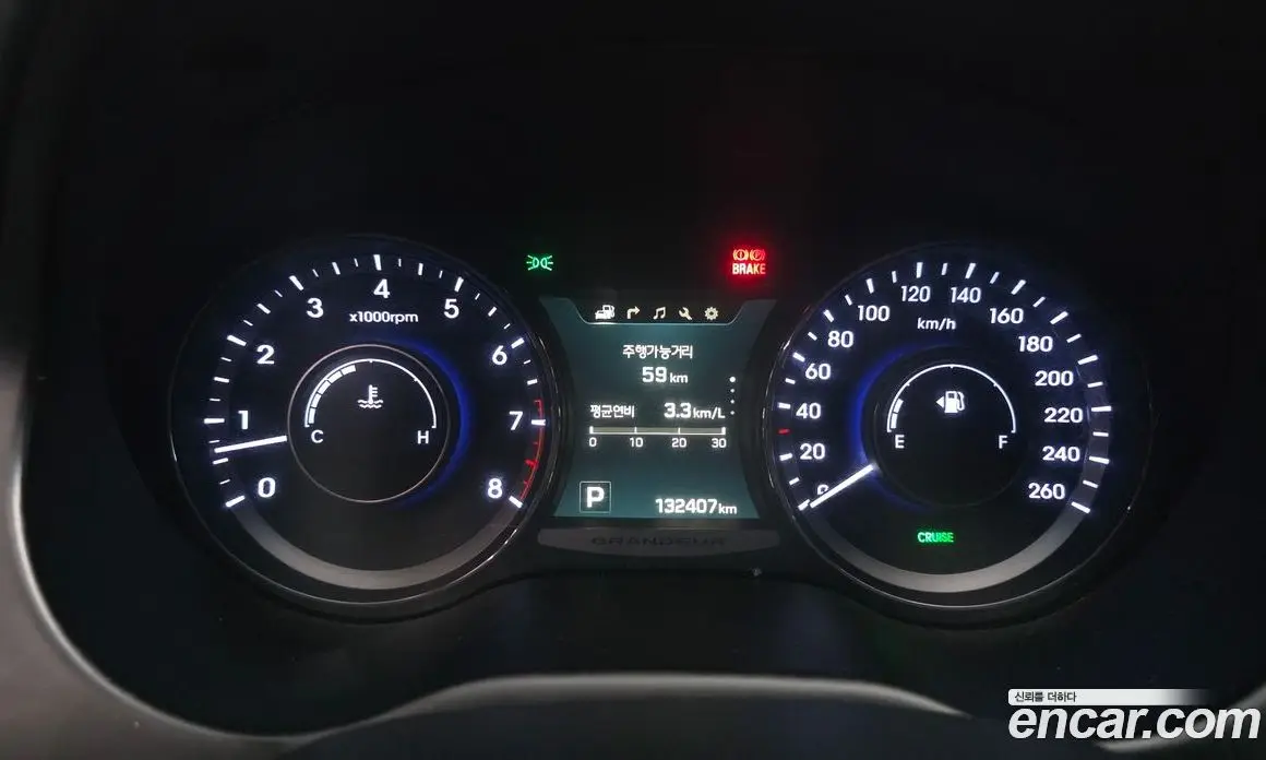 Hyundai Grandeur 2016 3.0 автомат (гидро), фото 11