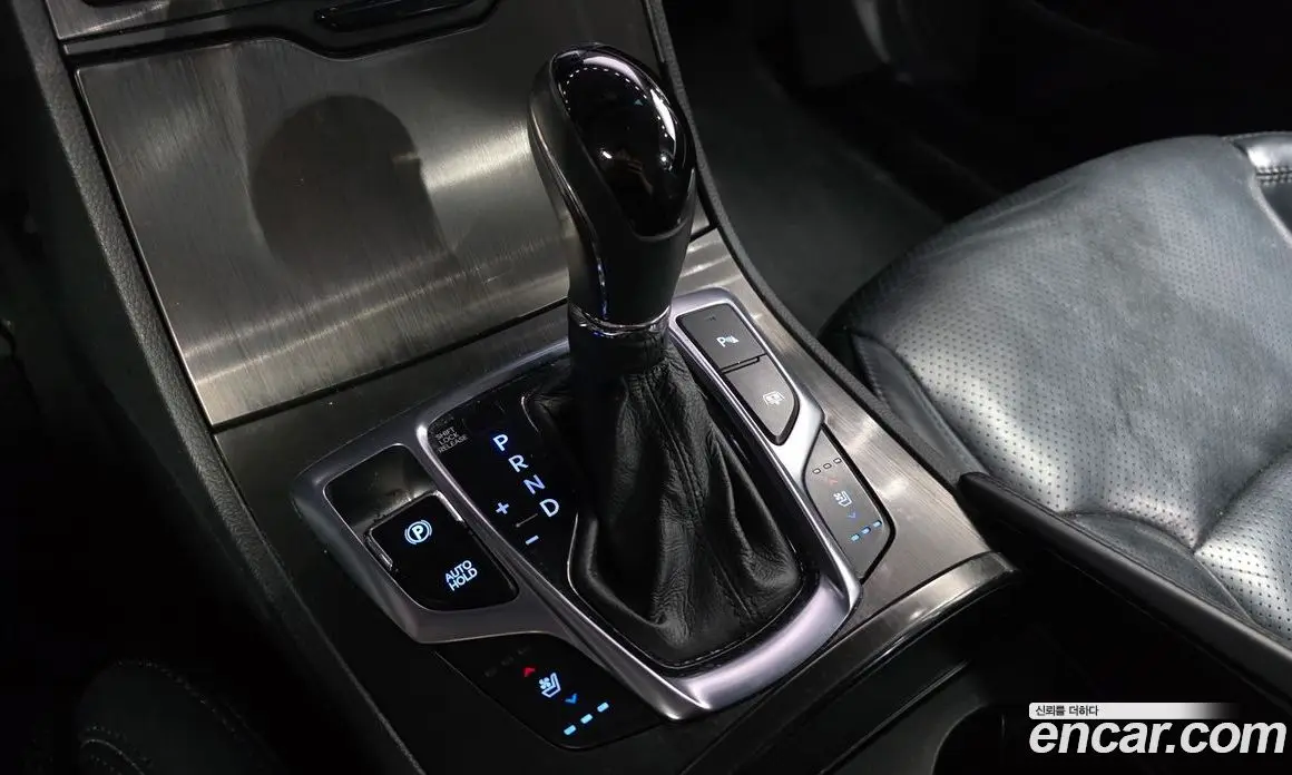 Hyundai Grandeur 2016 3.0 автомат (гидро), фото 12